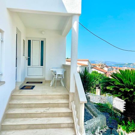 Apartments Mdk Kate Trogir Exterior foto